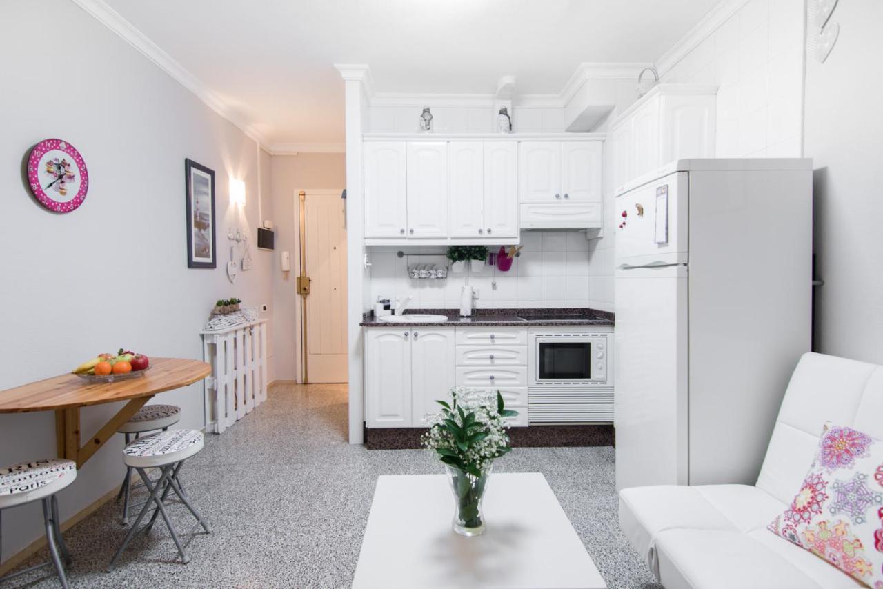 Homeforguest Canteras Loft, 10 Steps To The Beach ลาสปัลมาส เด กรานคานาเรีย ภายนอก รูปภาพ